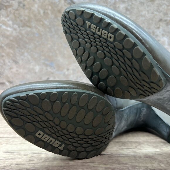 TSUBO Heels Pump Shoes Womens Size 9 Olive Green Leather Casual Dufay Tank - Picture 8 of 9